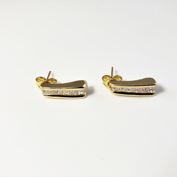 Vintage 14 Karat Yellow Gold and Diamond Earrings #7598 - Picture 2 of 8